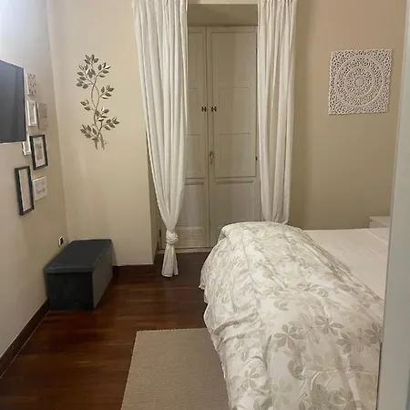 Casa Sul Corso Trieste 卡塞塔